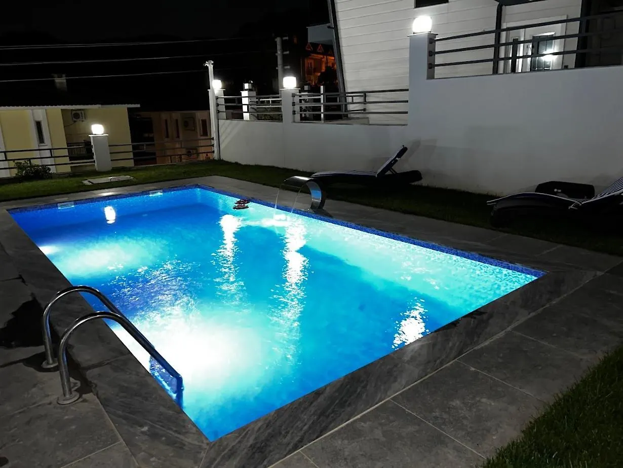 Black Pearl Villa Turunc Μαρμαρίς
